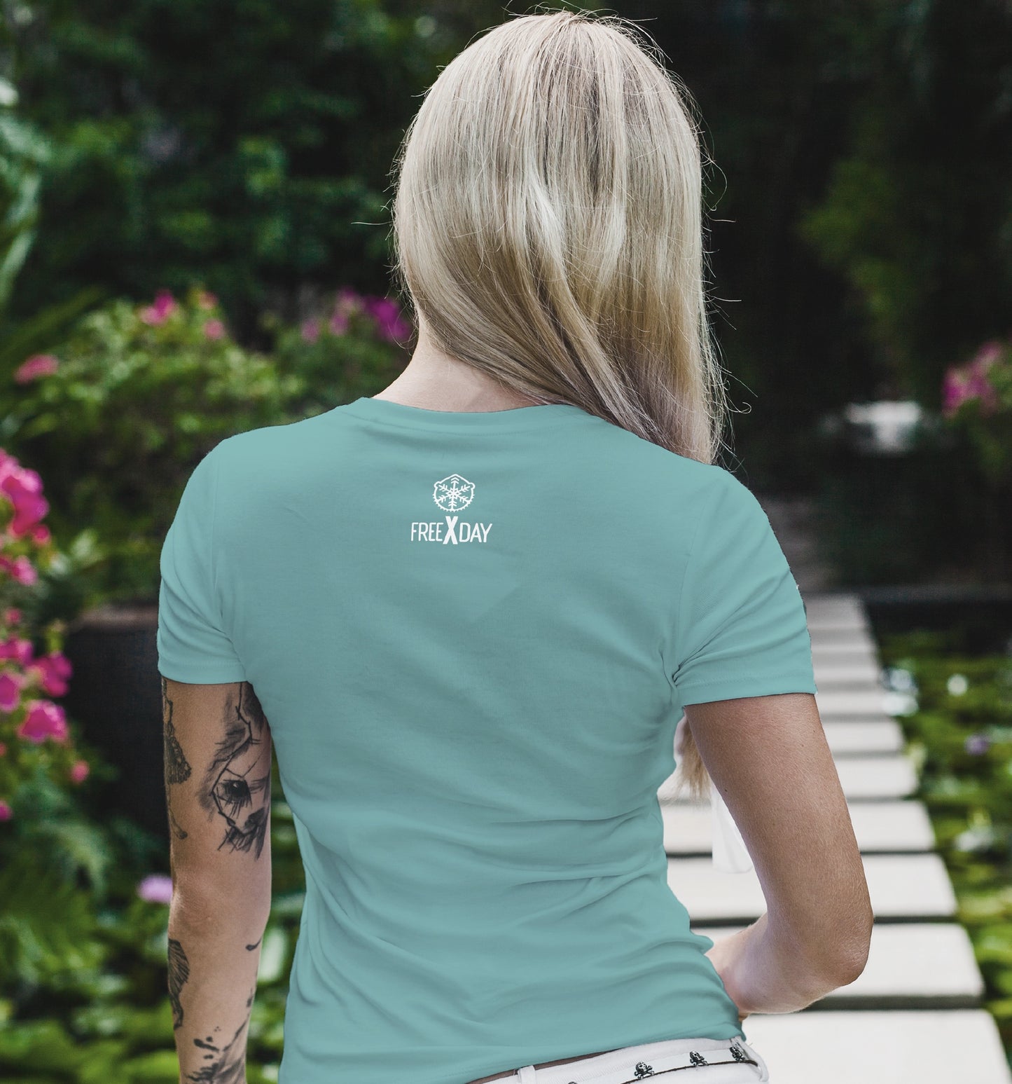 Miss Moon FreeXDay Universe Collection