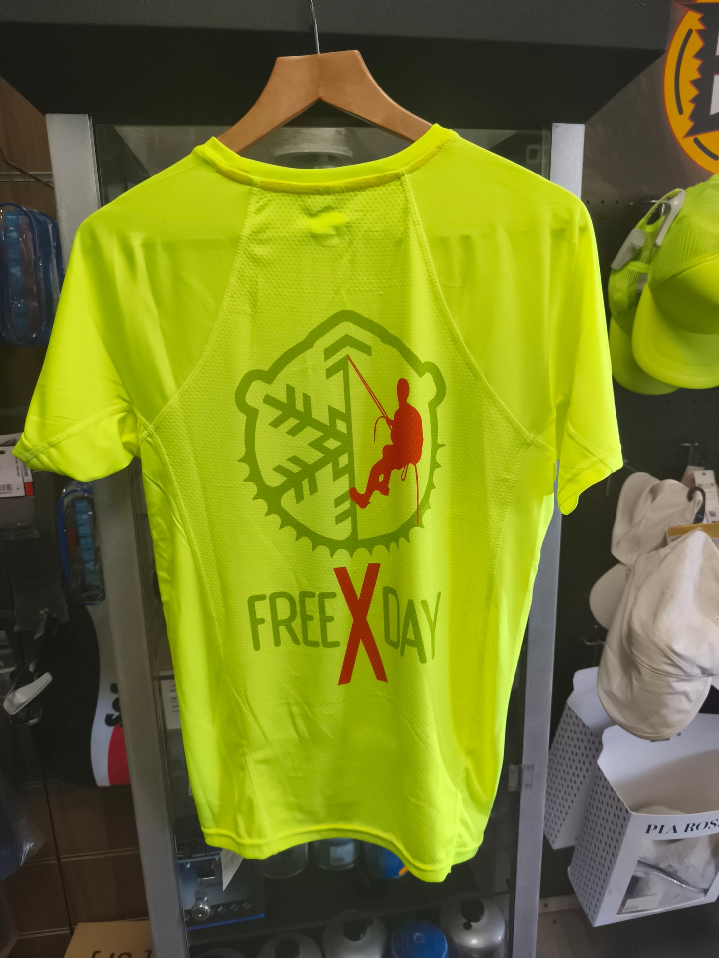 Camiseta técnica logo barrancos